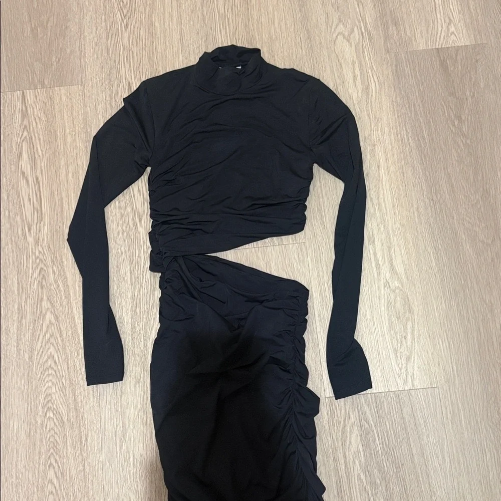 Zara - Cut Out Maxi Mock Neck Dress - Picture 3 of 4